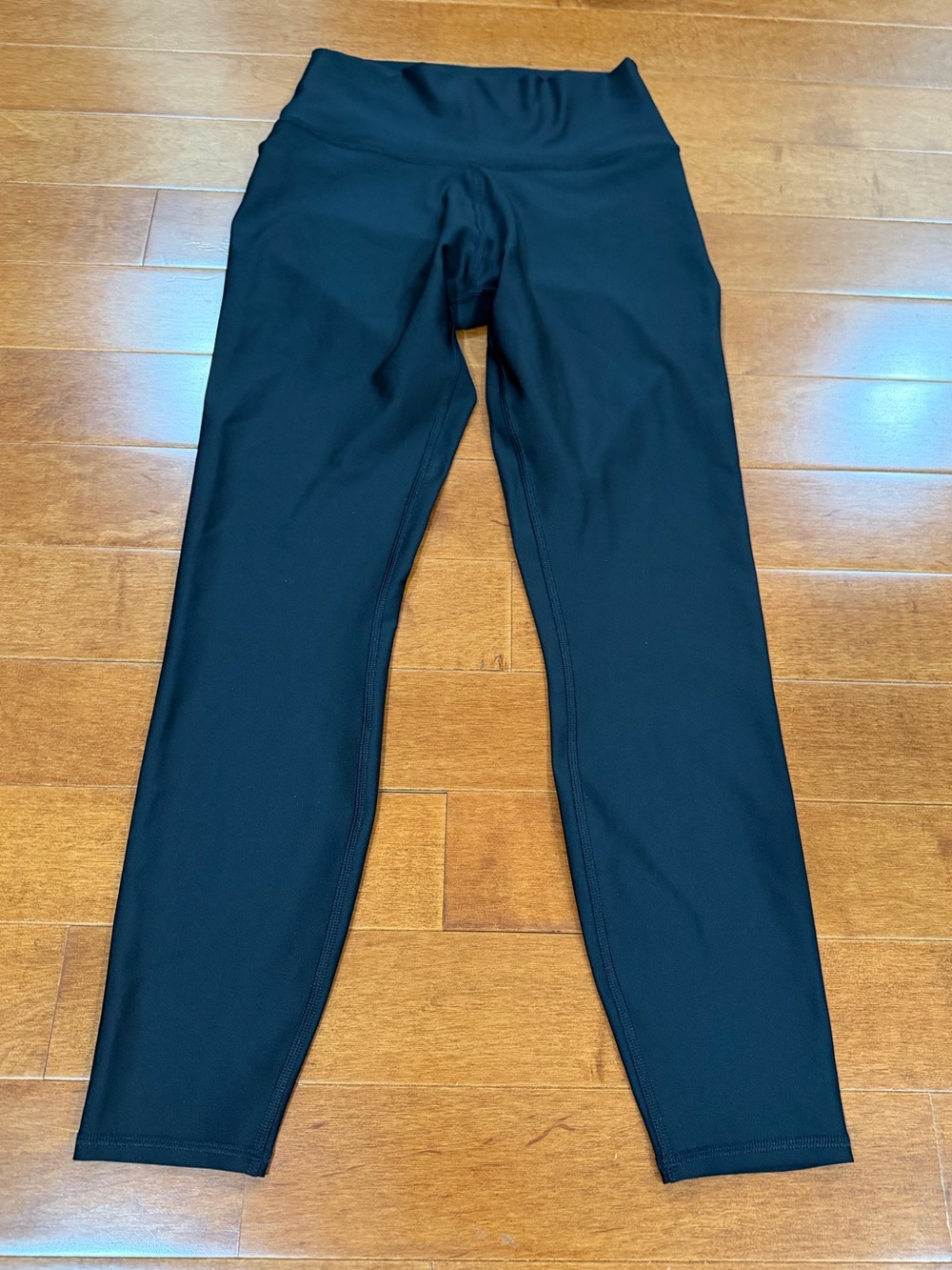 ALO Yoga Black Elastic High Waist 7/8 Length Airlift Leggings Pants Sz. M